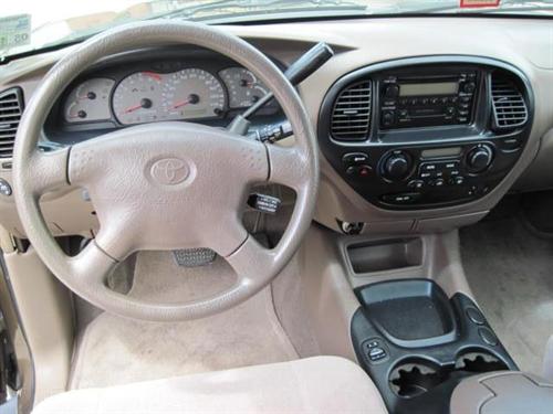 Toyota Sequoia 2001 photo 5