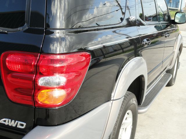 Toyota Sequoia 2001 photo 20