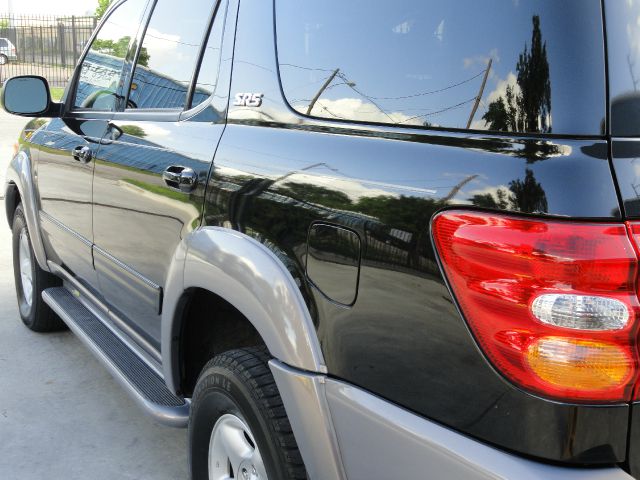 Toyota Sequoia 2001 photo 5