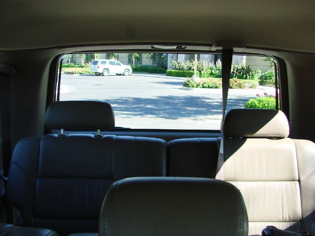 Toyota Sequoia 2002 photo 10