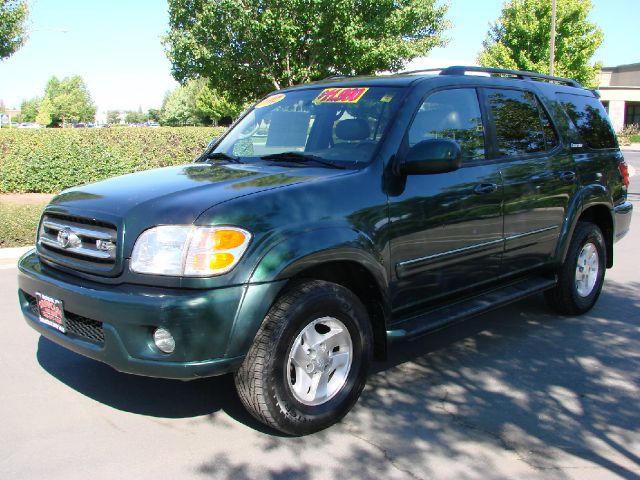 Toyota Sequoia 2002 photo 23