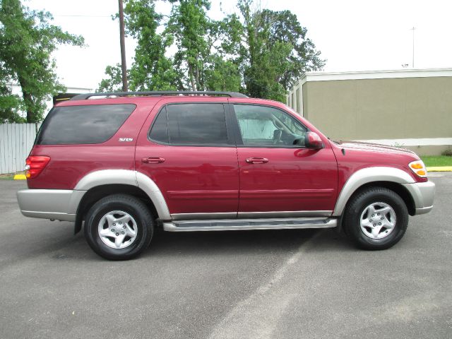 Toyota Sequoia 2002 photo 4