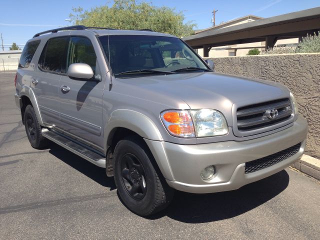 Toyota Sequoia 2002 photo 10