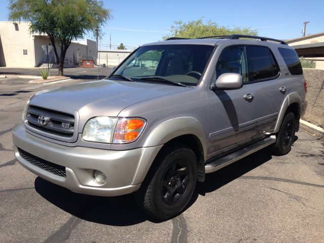 Toyota Sequoia 2002 photo 12