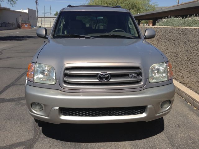 Toyota Sequoia 2002 photo 15