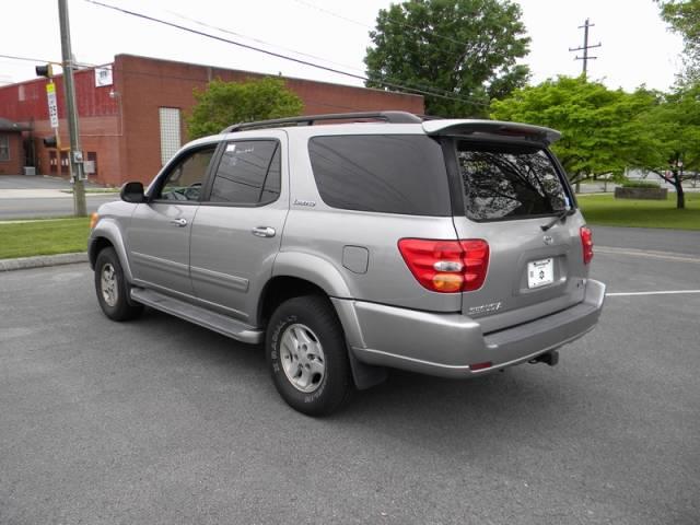 Toyota Sequoia 2002 photo 18