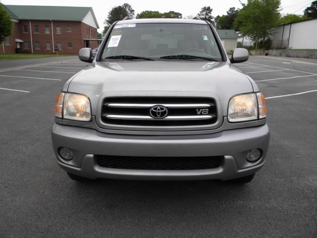 Toyota Sequoia 2002 photo 27