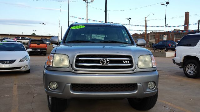 Toyota Sequoia 2002 photo 5