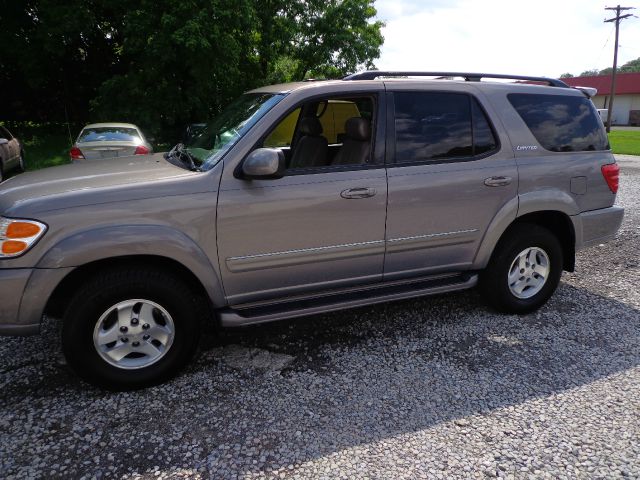 Toyota Sequoia 2002 photo 4