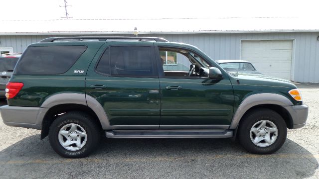 Toyota Sequoia 2002 photo 4