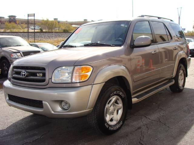 Toyota Sequoia 2002 photo 0