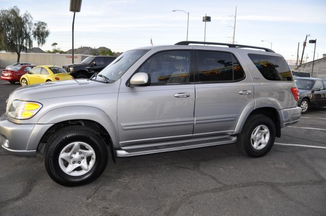 Toyota Sequoia 2002 photo 3