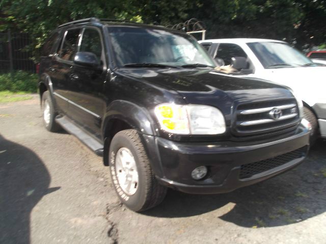 Toyota Sequoia 2002 photo 4