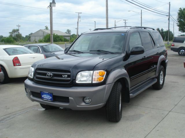 Toyota Sequoia 2002 photo 10