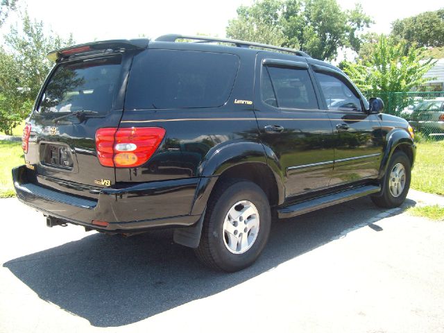 Toyota Sequoia 2002 photo 4