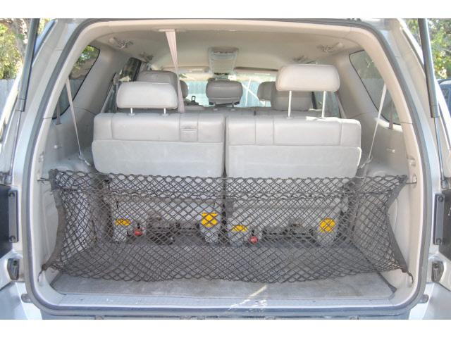 Toyota Sequoia 2002 photo 4