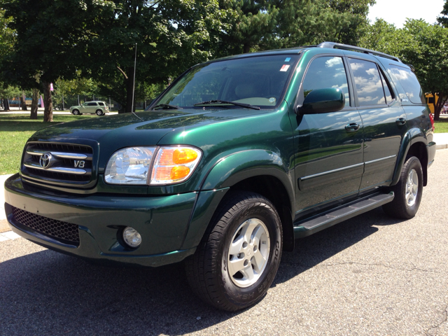 Toyota Sequoia 2002 photo 4