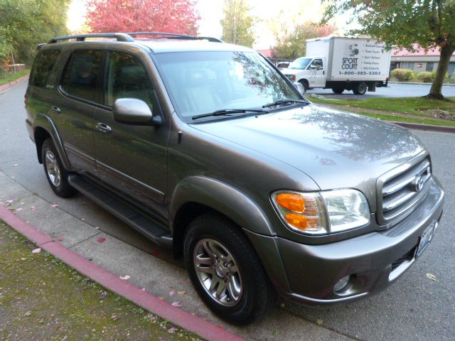 Toyota Sequoia 2003 photo 3