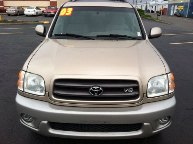 Toyota Sequoia 2003 photo 5