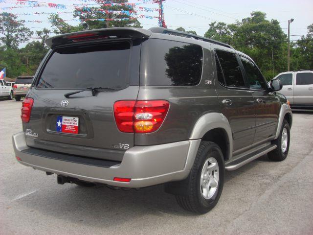 Toyota Sequoia 2003 photo 17