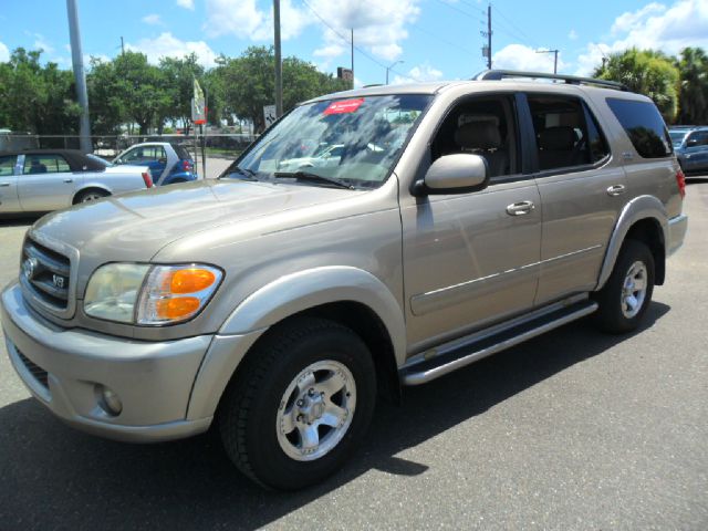 Toyota Sequoia 2003 photo 4