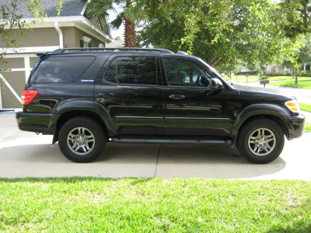 Toyota Sequoia 2003 photo 33