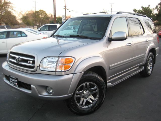 Toyota Sequoia 2003 photo 4