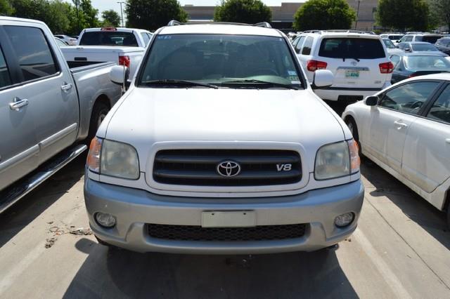 Toyota Sequoia 2003 photo 2