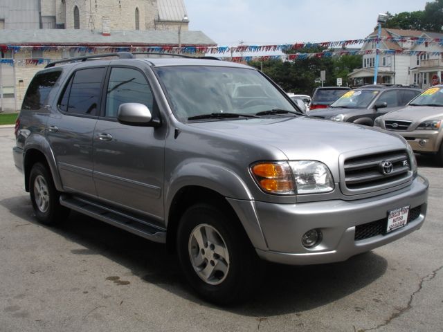 Toyota Sequoia 2003 photo 3