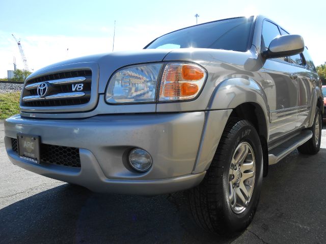 Toyota Sequoia 2003 photo 3