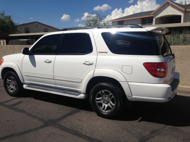 Toyota Sequoia 2003 photo 1