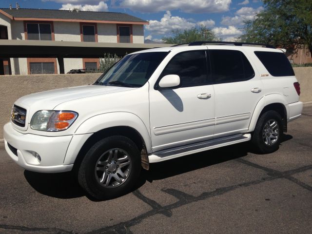 Toyota Sequoia 2003 photo 4