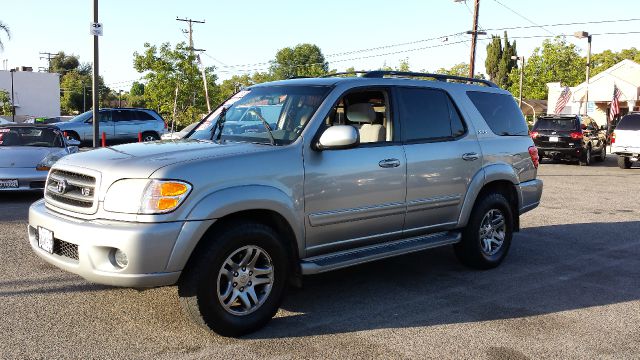 Toyota Sequoia 2003 photo 3