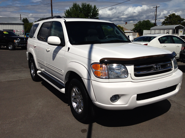 Toyota Sequoia 2003 photo 1