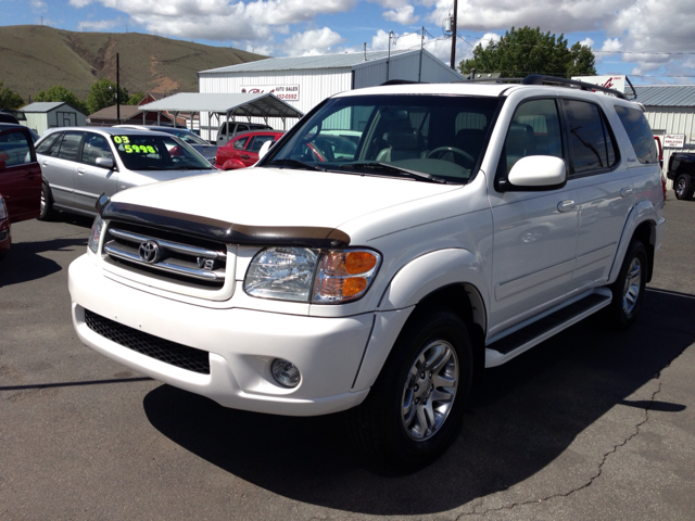 Toyota Sequoia 2003 photo 4