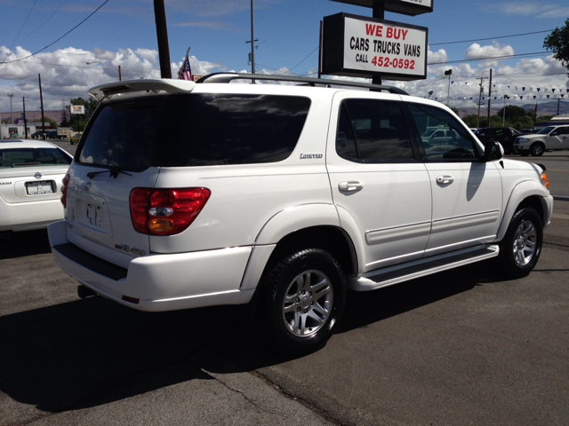 Toyota Sequoia 2003 photo 5