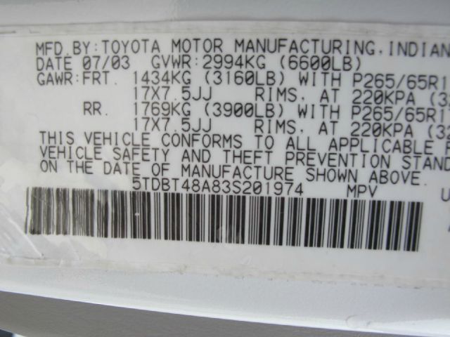 Toyota Sequoia 2003 photo 22