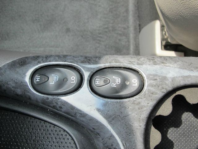 Toyota Sequoia 2003 photo 49