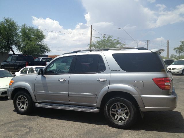 Toyota Sequoia 2003 photo 3