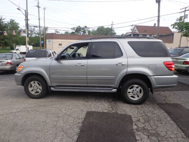 Toyota Sequoia 2003 photo 11