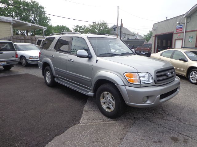 Toyota Sequoia 2003 photo 13