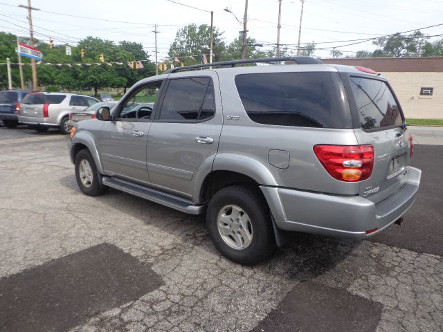 Toyota Sequoia 2003 photo 6