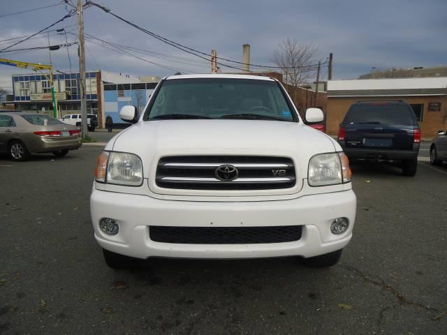 Toyota Sequoia 2003 photo 3