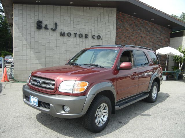 Toyota Sequoia 2004 photo 2