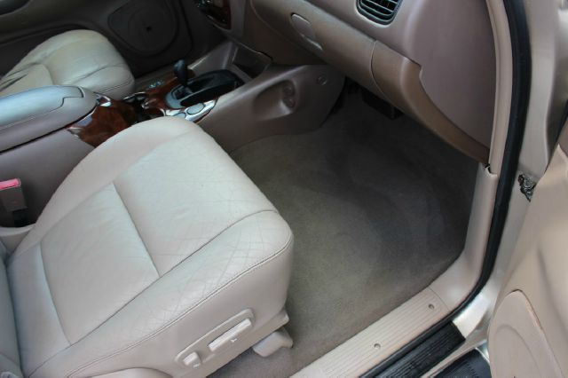 Toyota Sequoia 2004 photo 22