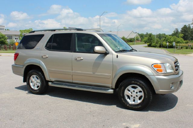 Toyota Sequoia 2004 photo 33