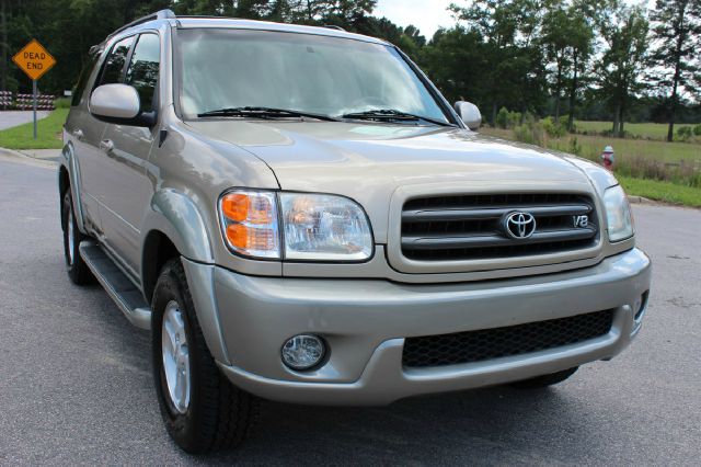 Toyota Sequoia 2004 photo 8