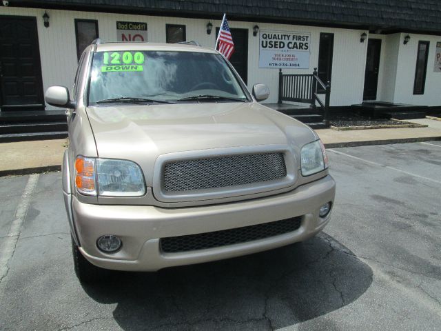 Toyota Sequoia 2004 photo 4