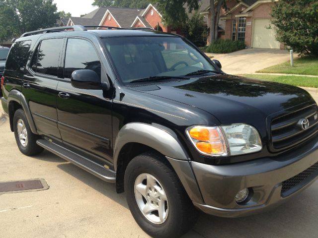 Toyota Sequoia 2004 photo 4