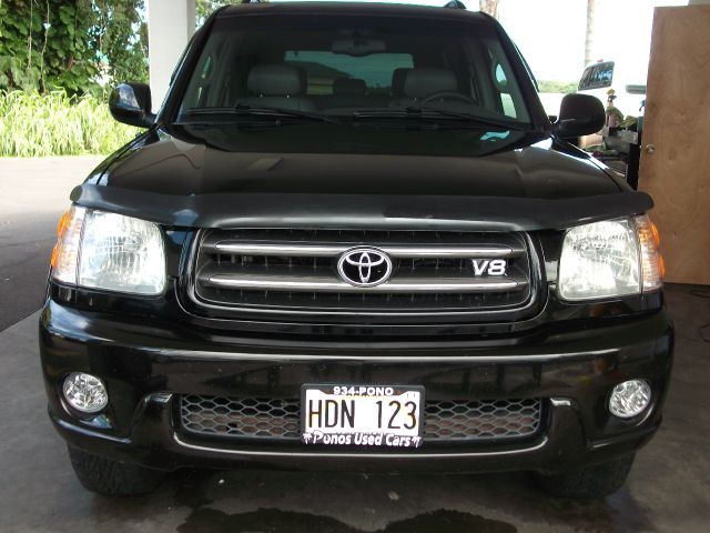 Toyota Sequoia 2004 photo 4